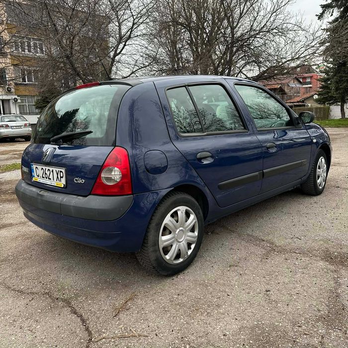 Renault Clio 1.2 бензин 2005, обслужен, 2 комплекта гуми