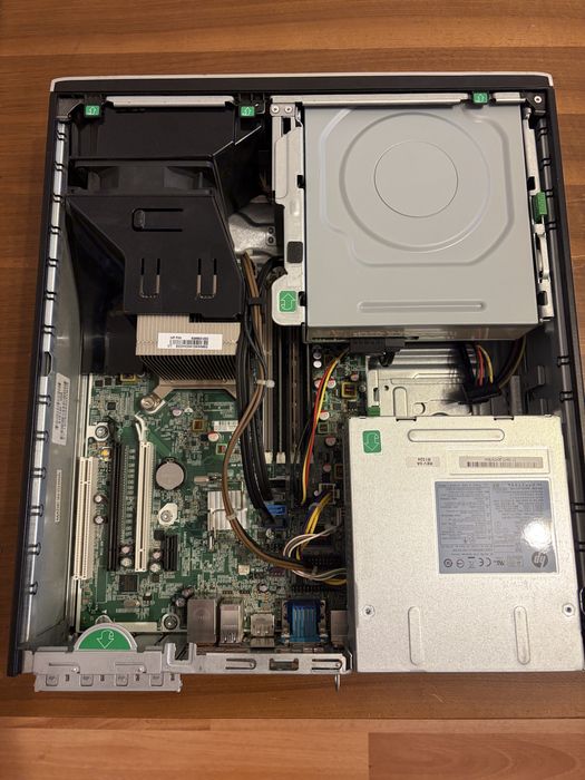 Calculator HP Compaq Pro 6305 SFF A8-5500B ; 8 gb ddr3 , windows