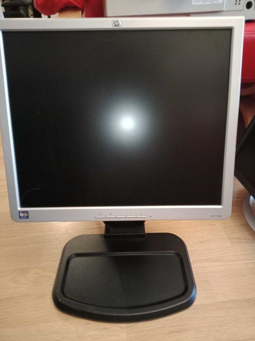 Monitor LCD HP 1740 de 17 '' tco 3 dvi
