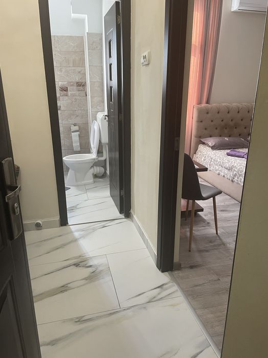 CAZARE  UNIRII    Panduri   Regina Maria  Rond Cosbuc   casa poporului