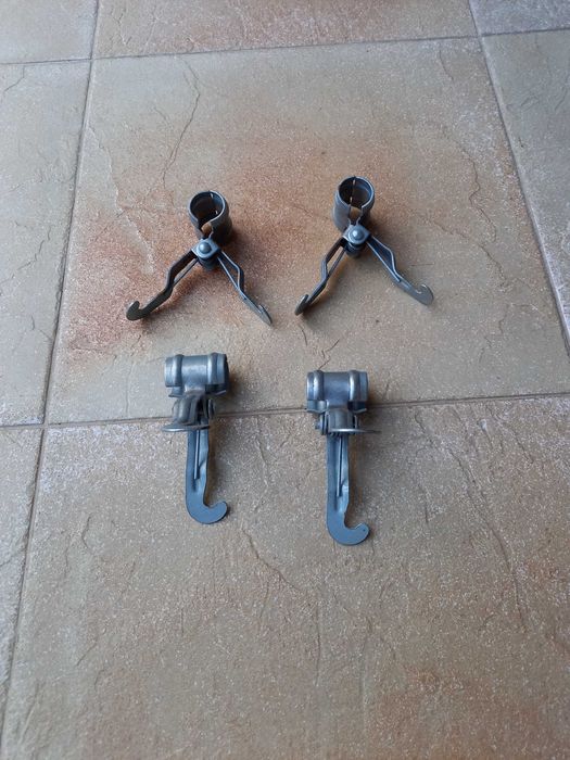 Закачалка с джобове и закачалки-щипки- 2 бр. за 10 лв.