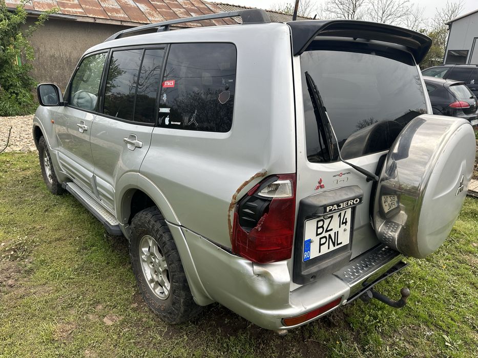 MITSUBISHI Pajero 2005 — imagine 2