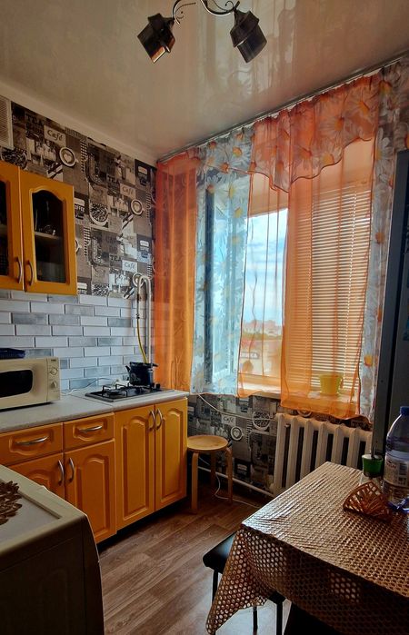 Квартира часы, ночь, сутки.