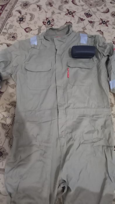 Комбинезон деэлектрический