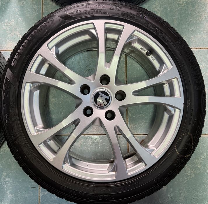 Roti/ jante aliaj R17 Skoda Octavia  225/45/17 M+S