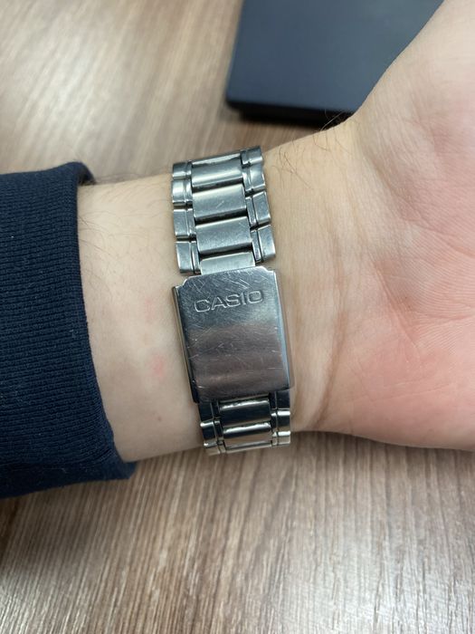 Продам часы Casio
