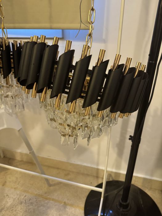 Vand 3 candelabre noi