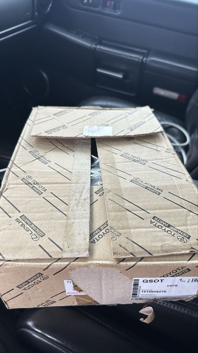 Помпа оригинал на  2uz 3uz lx470