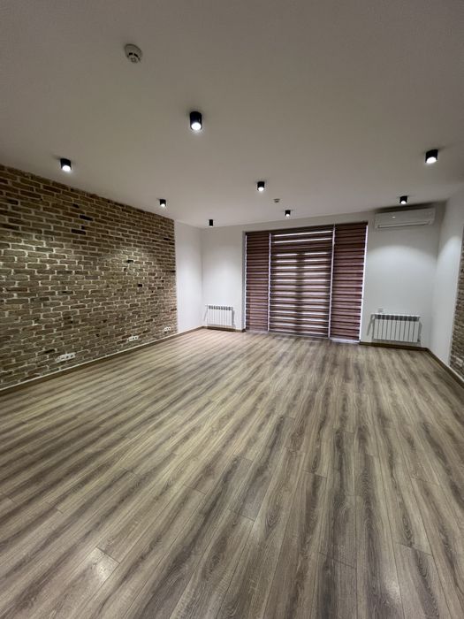 Офис 35м2 на Кушбеги!