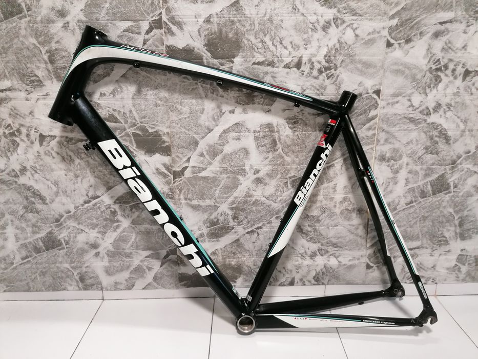 BIANCHI   Impulso Шосейна рамка