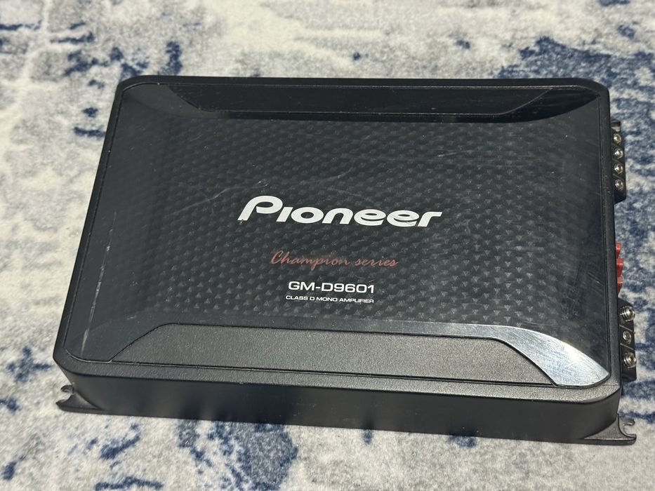 Pioneer gm-d9601