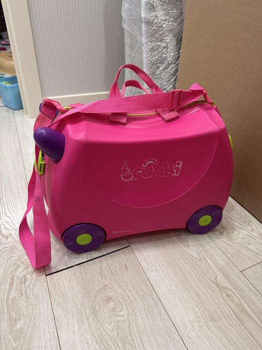детский чемодан trunki