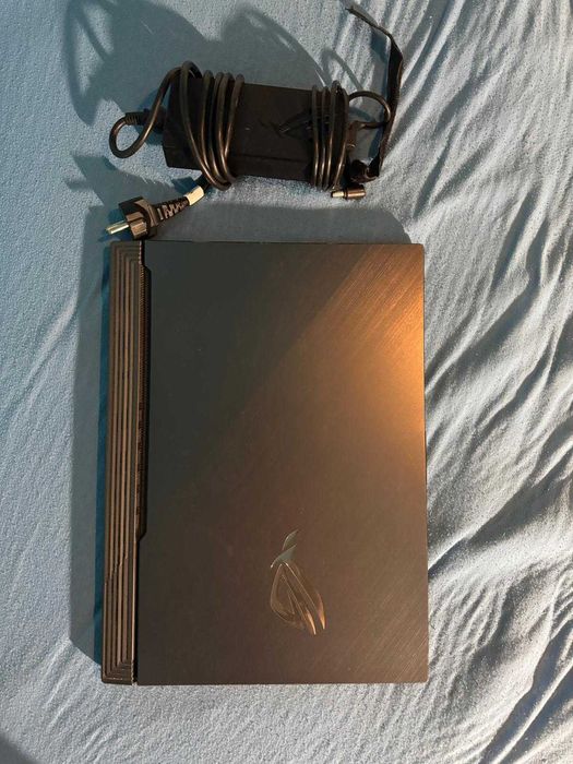 Laptop ASUS ROG Strix Scar III G731GV RTX 2060