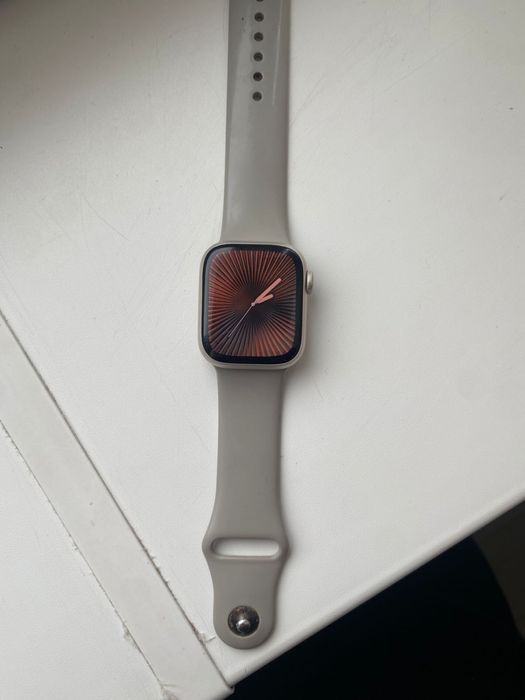 Продам apple Watch 8 серия