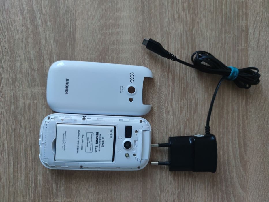 Telefon mobil Brondi liber retea ca nou