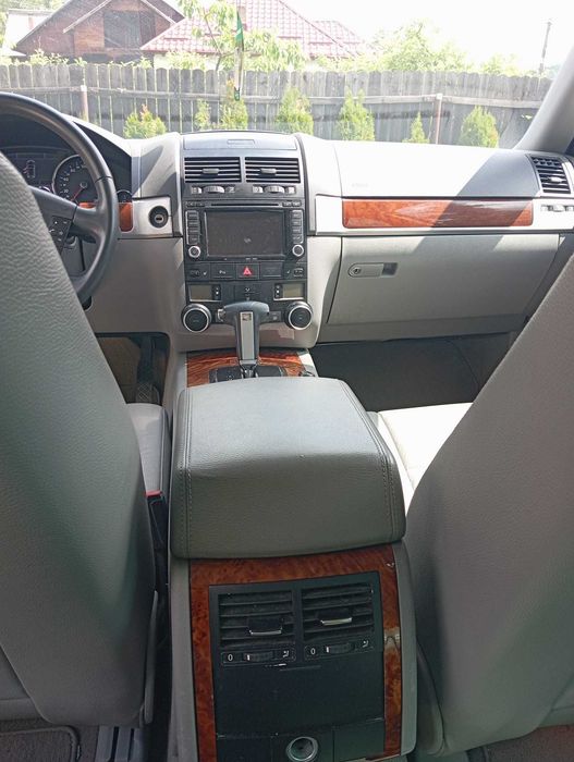 VOLKSWAGEN Touareg 2009 — imagine 5
