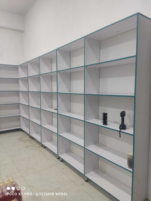 Мебель для магазина стеллаж полки стекло шкаф стол ресепшн