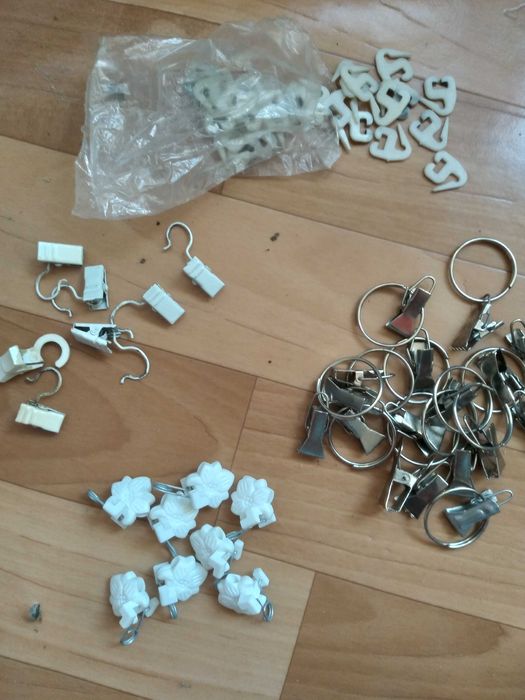 Кольца,  крючки и прищепки для штор