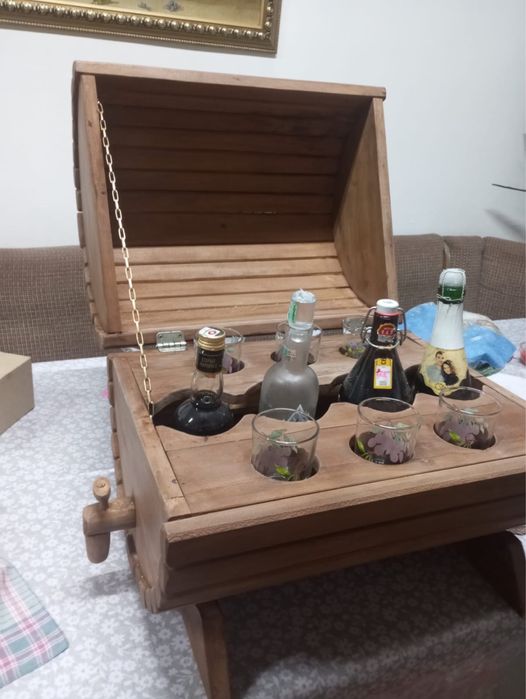 Бочка-бар, подарок из дерева