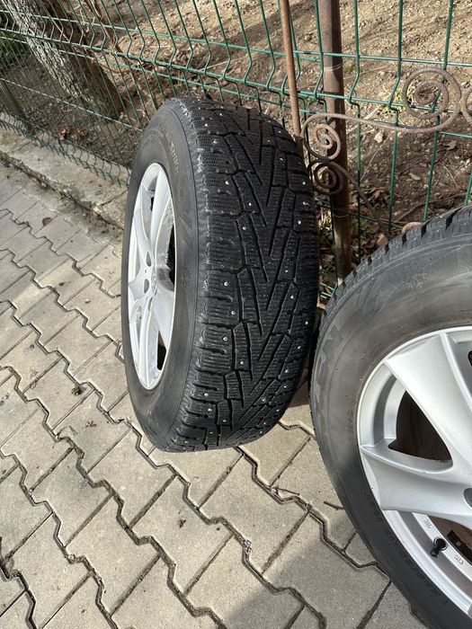 Jante de aliaj cu anvelope de iarna cu crampoane xc60