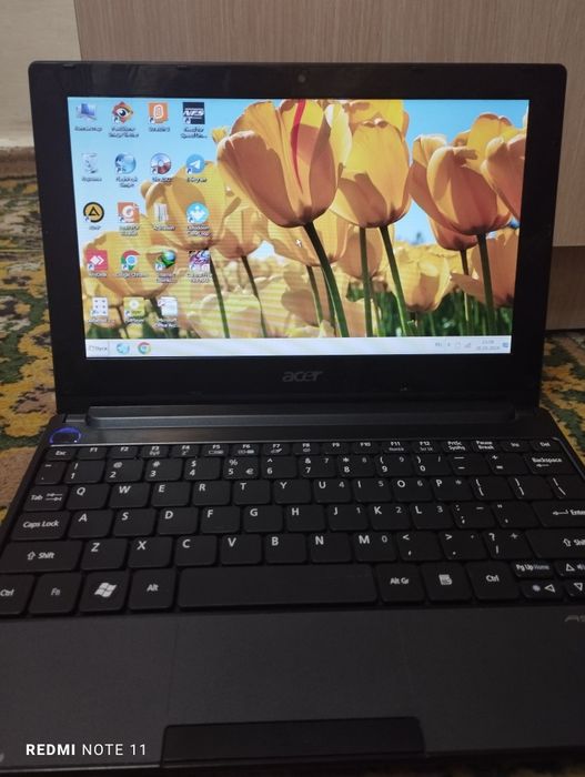 Netbook sotiladi Amerikadan olib kelingan holati ideal