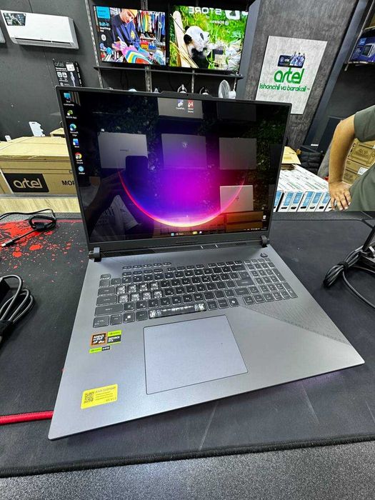ASUS ROG STRIX G18 R9-9955HX / DDR5 16GB 1TB RTX 5060 8GB/182.5K 240HZ