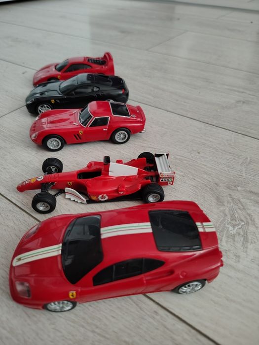 Колички Ферари ...