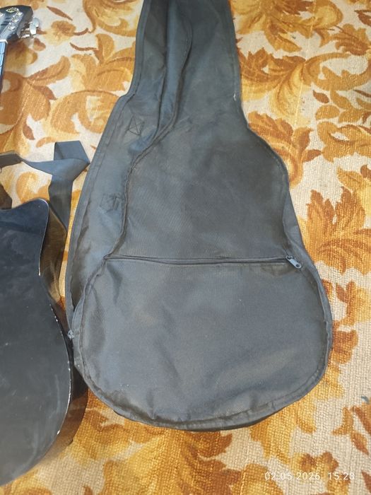 Гитара акустическая