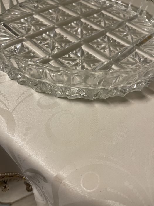 Продам посуда хрусталь тортница блюда.