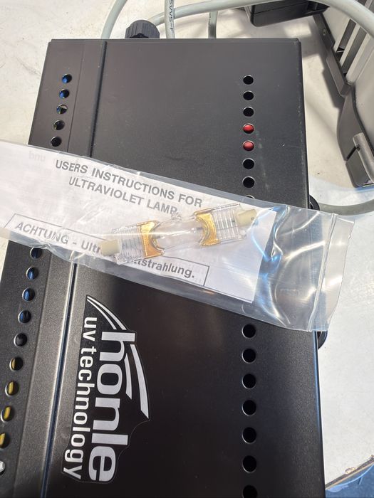 Honle  UV technolgies lampa dizolvat intarit adezin epoxi piese placi electronice industriale