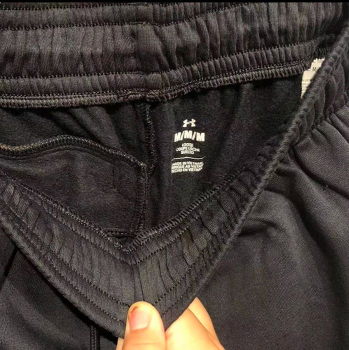 Спорт костюм UNDER ARMOUR