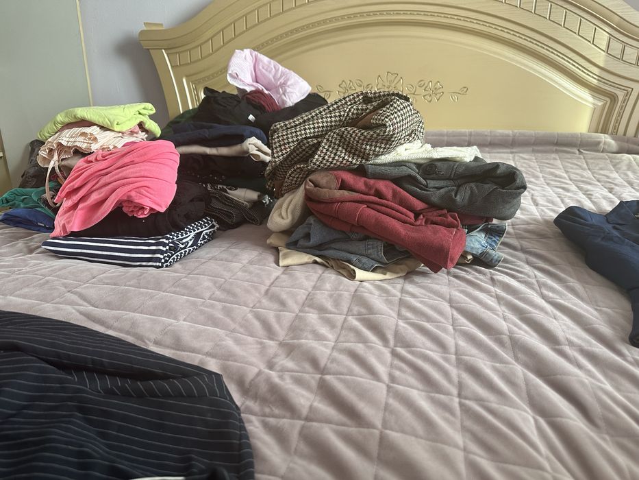 Продам набор одежды в размере xs / s.