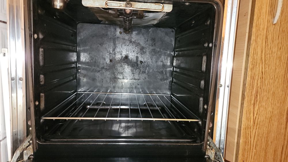 Aragaz Glem Gas din inox, 4 arzătoare, stare foarte bună