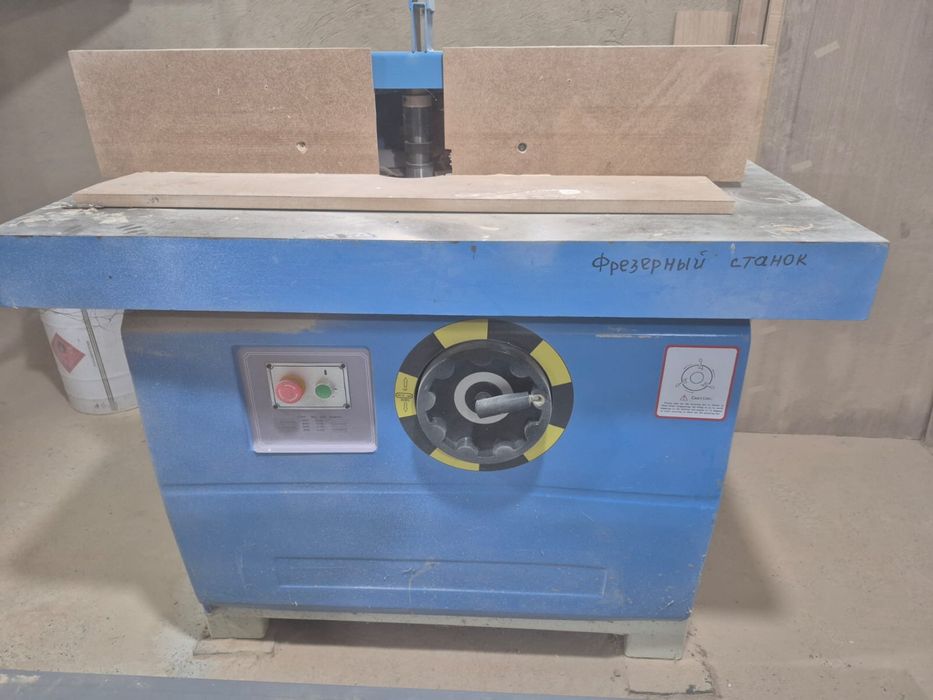 Фрезерный станок по дереву