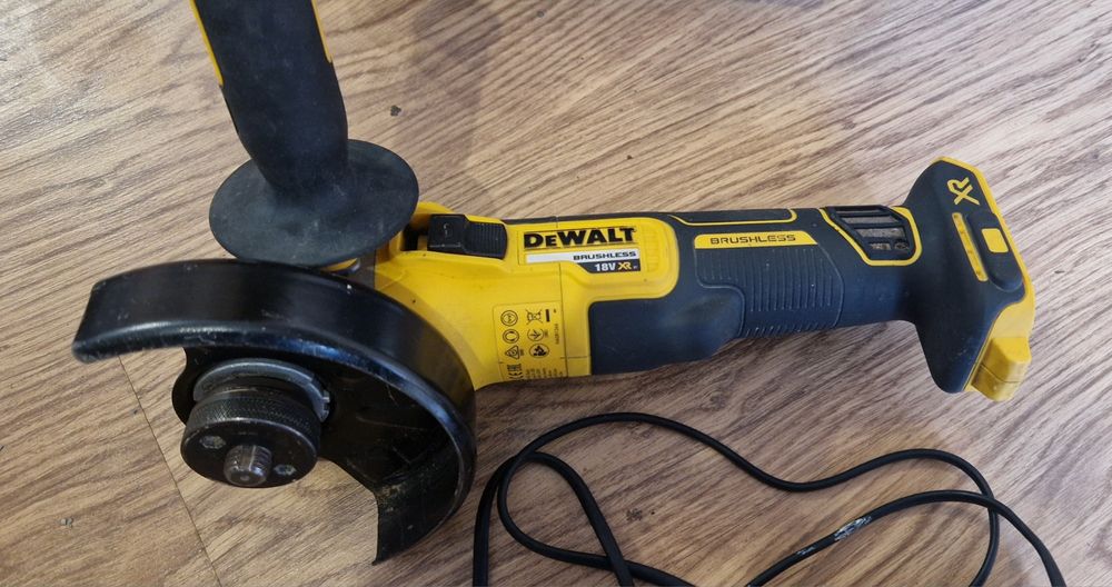 Ъглошлайф Dewalt DCG 405 P3
