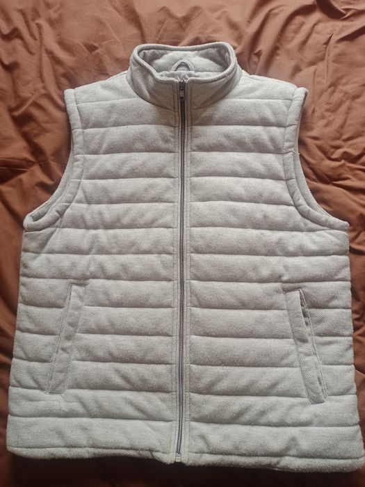 Безрукавка в отличном состоянии