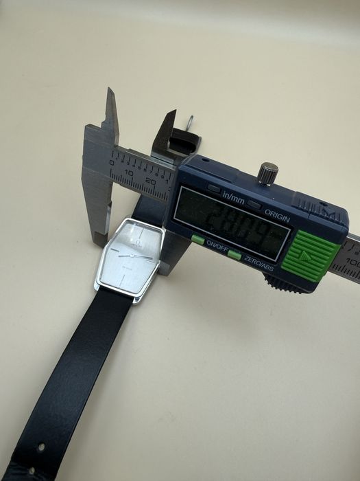 Ceas vechi Omega mecanic