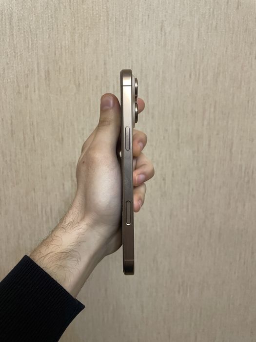 iPhone 16 pro max 256gb 95%