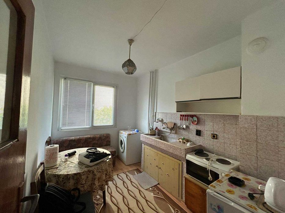 Продава се Тристаен апартамент в Попово - 75 кв.м за 932 €/кв.м - Снимка #6