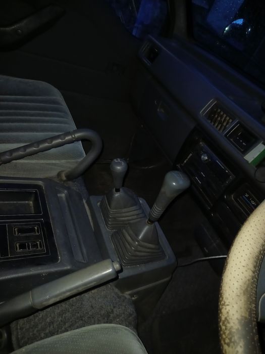 Продам MMC Delika квадрат на механике.