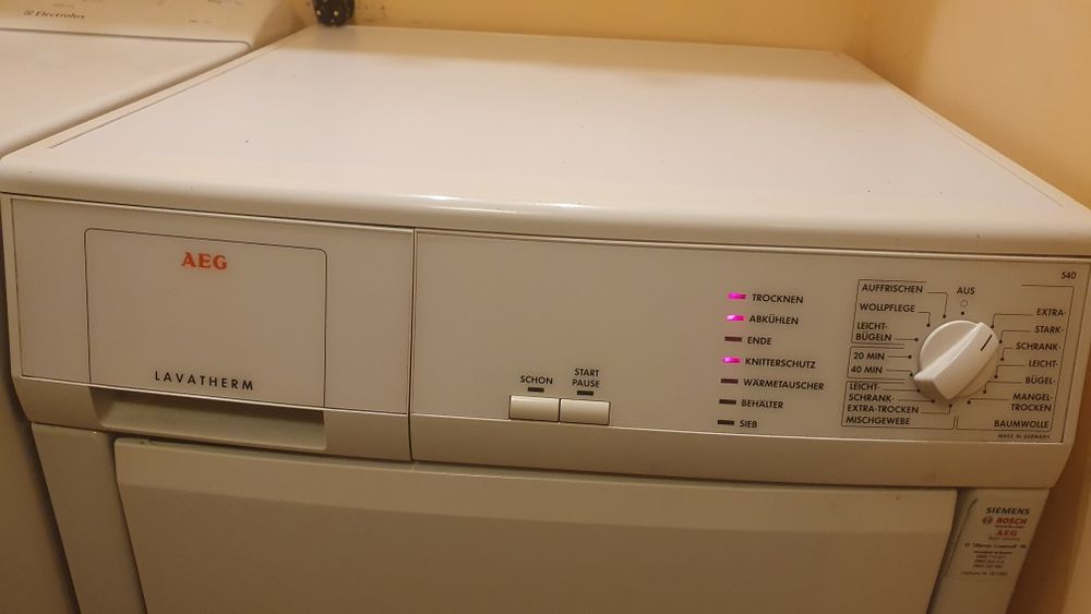 Сушилна AEG за ремонт