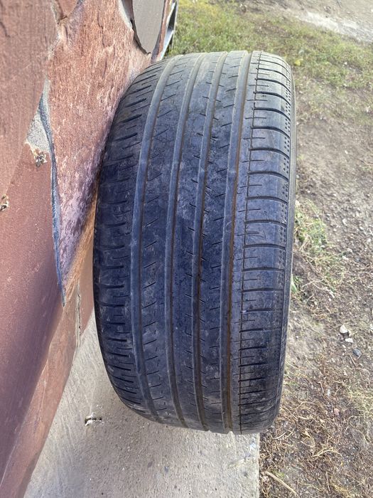 Продается покрышка Yokohama 254/35/ R18