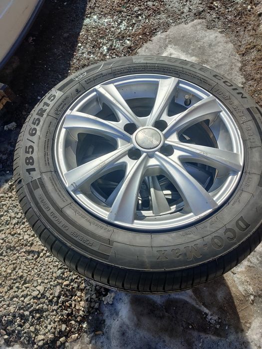 Продам шины новые с на титакх