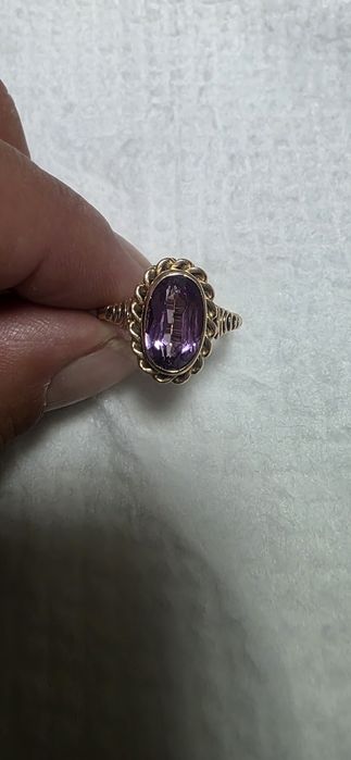 Продам золотое кольцо
