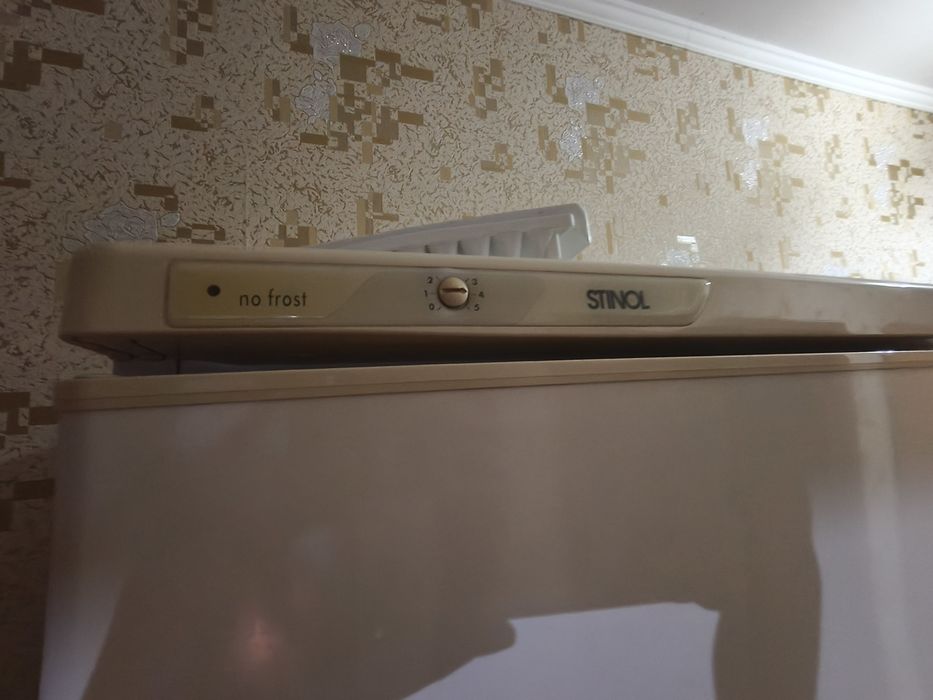 Холодильник Стинол рабочий