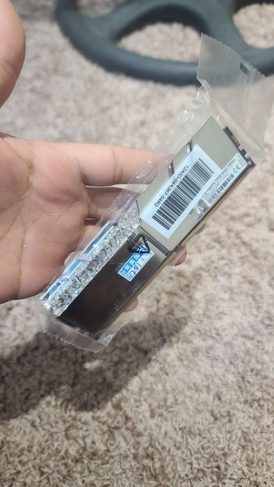 Оперативная память  Trident Z Royal[1X16GB] DDR4 3600MHz
 1X16GB] DDR4