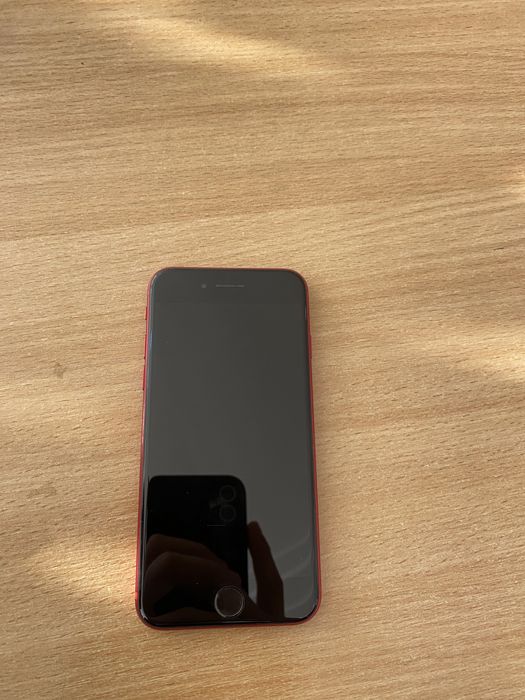 Iphone SE 2020 продам срочно