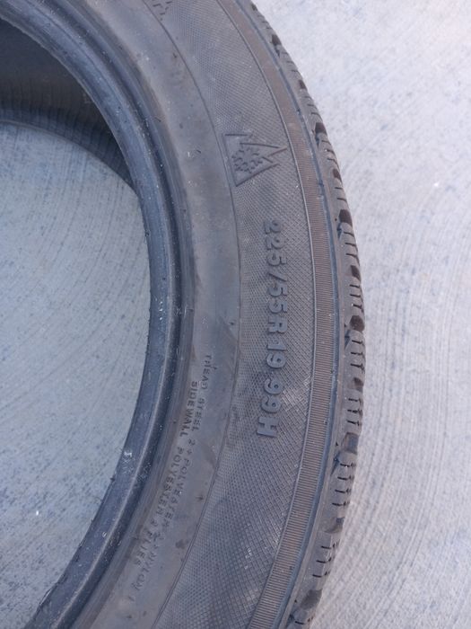 Vind set caucucuri de earna originale