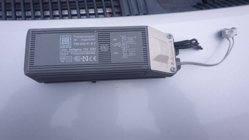 Transformator spoturi rigips lampi halogen