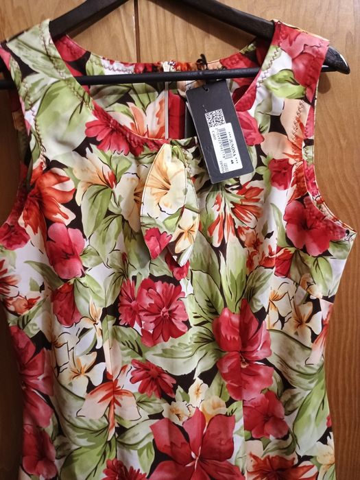 Дамски рокли нови !